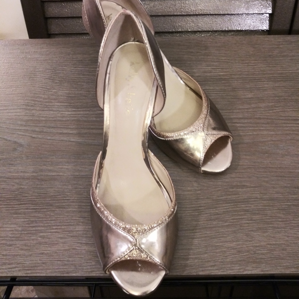 ❗SOLD❗Kelly & Katie | Gold Peep Toe 3" Glitter Heels - Picture 5 of 9